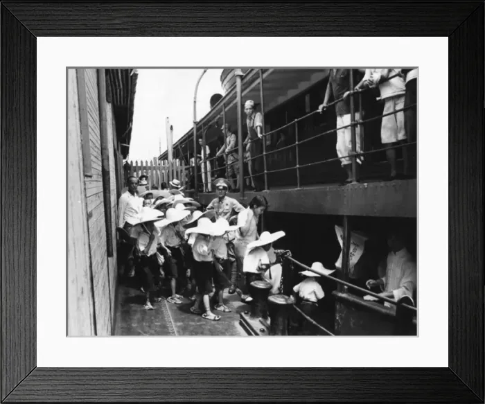 Framed Print : Hankou children evacuated Framed Print : Hankou children evacuated