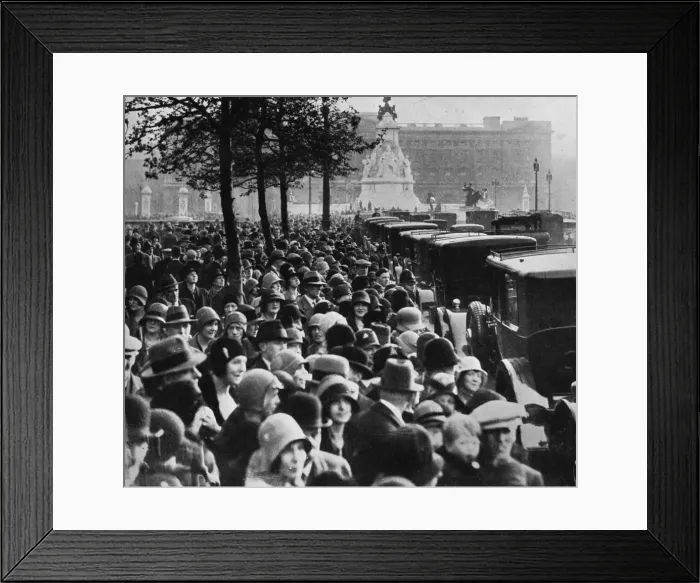 Framed Print : Cars in the Mall bearing debs to court presentations Framed Print : Cars in the Mall bearing debs to court presentations