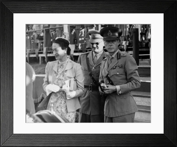 Framed Print : The Duke and Duchess of Windsor in the Bahamas Framed Print : The Duke and Duchess of Windsor in the Bahamas