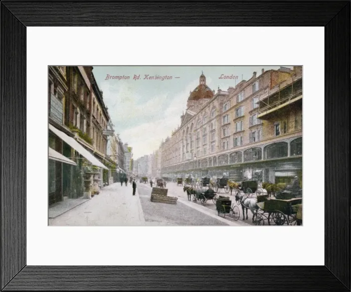 Framed Print : The exterior of Harrods department store Framed Print : The exterior of Harrods department store