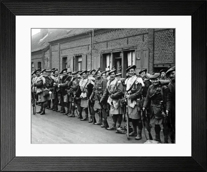Framed Print : Men of the Black Watch near Western Front, WW1 Framed Print : Men of the Black Watch near Western Front, WW1