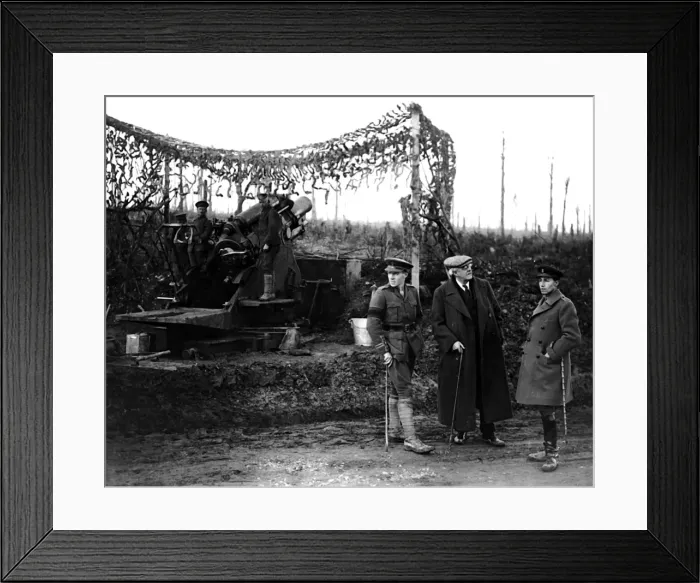 Framed Print : Mr Balfour visiting howitzer on Western Front, WW1 Framed Print : Mr Balfour visiting howitzer on Western Front, WW1