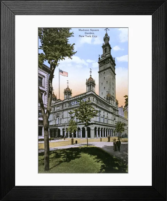Framed Print : Madison Square Garden, New York City Framed Print : Madison Square Garden, New York City