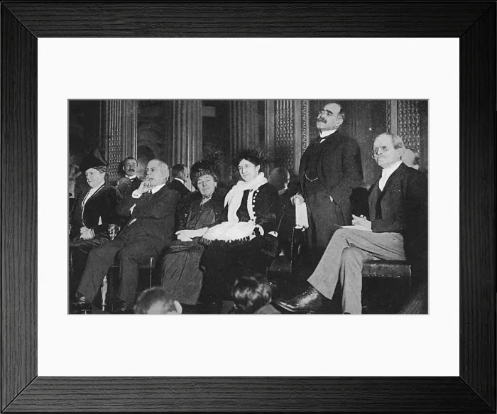 Framed Print : Rudyard Kipling speaking in support of recruitment bands Framed Print : Rudyard Kipling speaking in support of recruitment bands