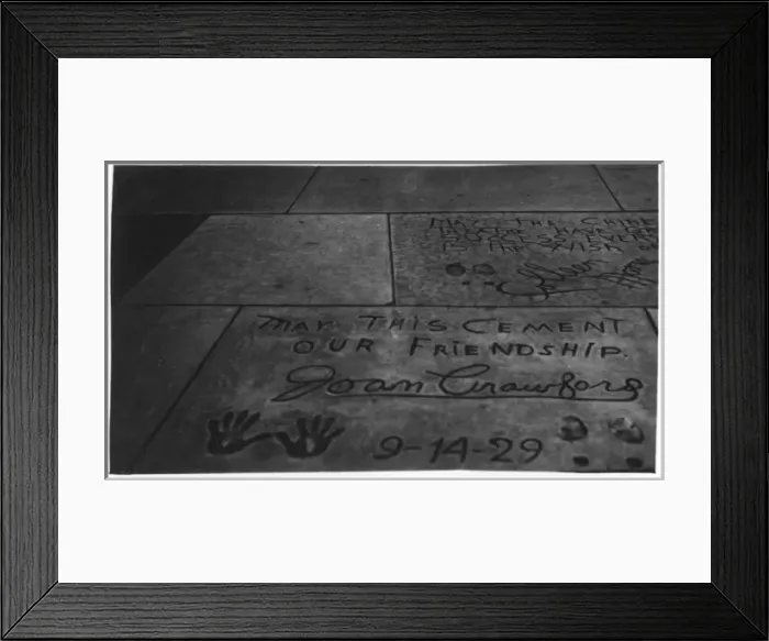 Framed Print : Footprints and autographs, Hollywood, USA Framed Print : Footprints and autographs, Hollywood, USA