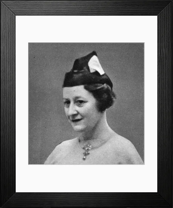 Framed Print : Elisabeth Scott (1898 - 1972) Framed Print : Elisabeth Scott (1898 - 1972)
