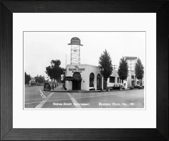 Framed Print : Brown Derby Restaurant, Beverly Hills, California, USA Framed Print : Brown Derby Restaurant, Beverly Hills, California, USA