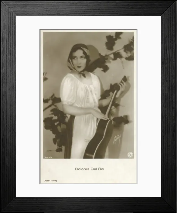 Framed Print : Dolores Del Rio, Mexican film actress Framed Print : Dolores Del Rio, Mexican film actress