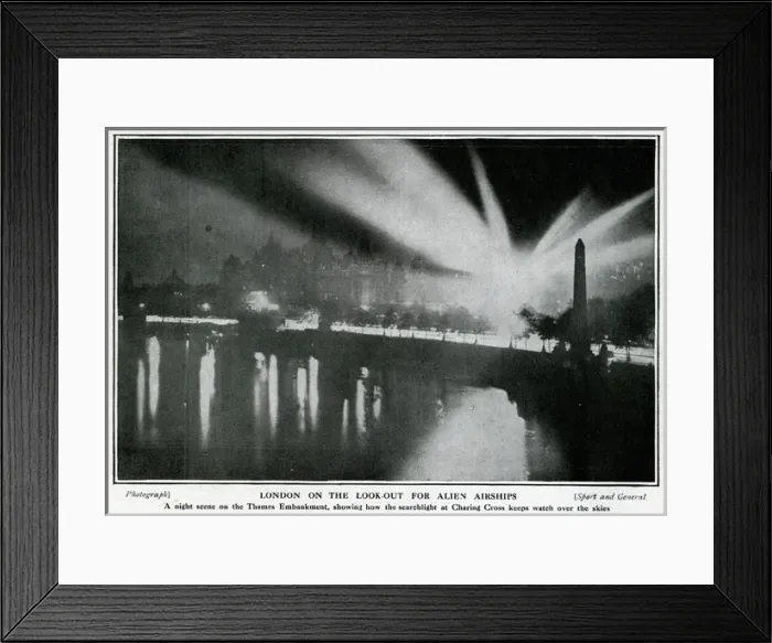 Framed Print : Searchlights over Thames Embankment, London, WW1 Framed Print : Searchlights over Thames Embankment, London, WW1