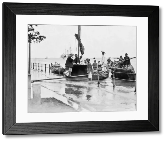 Framed Print : Floods at Hankow (Hankou), China Framed Print : Floods at Hankow (Hankou), China