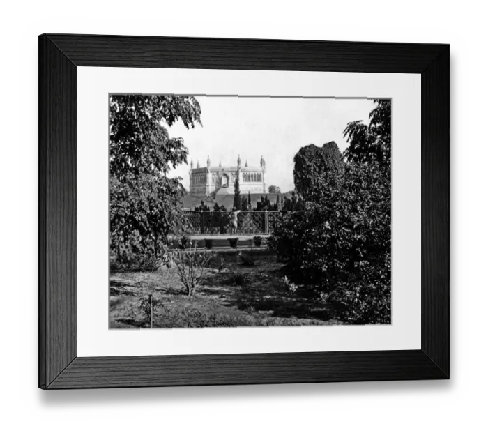 Framed Print : Memorial Well, Cawnpore, Lucknow, India Framed Print : Memorial Well, Cawnpore, Lucknow, India
