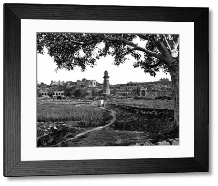 Framed Print : View of Fatehpur Sikri, Uttar Pradesh, India Framed Print : View of Fatehpur Sikri, Uttar Pradesh, India