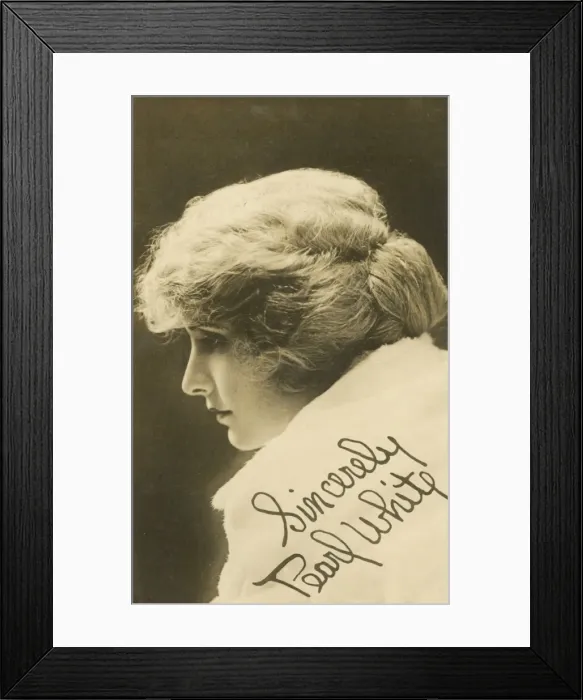Framed Print : Pearl Fay White - American film actress and stunt star Framed Print : Pearl Fay White - American film actress and stunt star