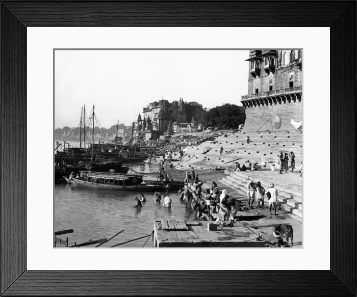 Framed Print : Bathing Ghat, Benares (Varanasi), Uttar Pradesh, India Framed Print : Bathing Ghat, Benares (Varanasi), Uttar Pradesh, India