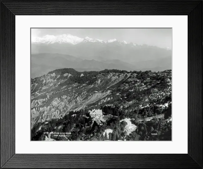 Framed Print : Himalayas from Darjeeling, India Framed Print : Himalayas from Darjeeling, India