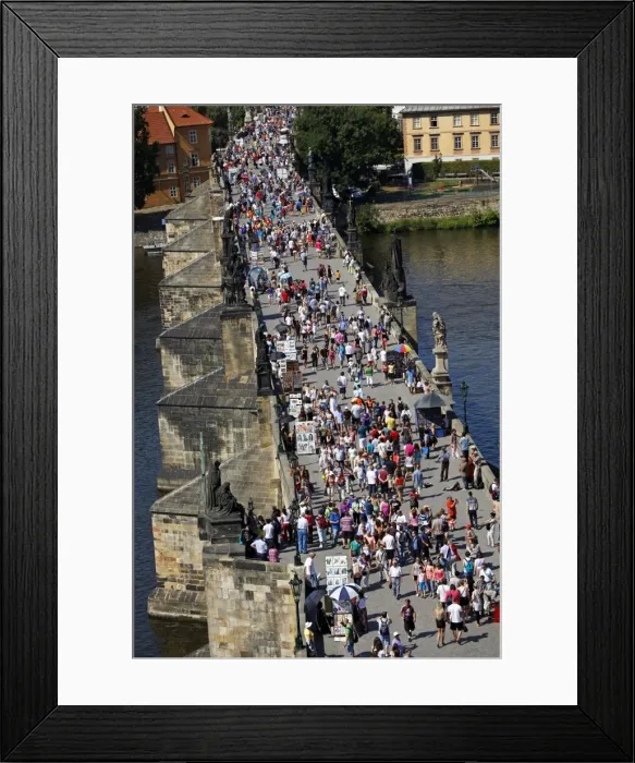 Framed Print : Charles Bridge, Prague Framed Print : Charles Bridge, Prague