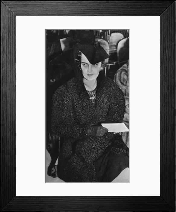 Framed Print : Mrs Charles Sweeny Framed Print : Mrs Charles Sweeny