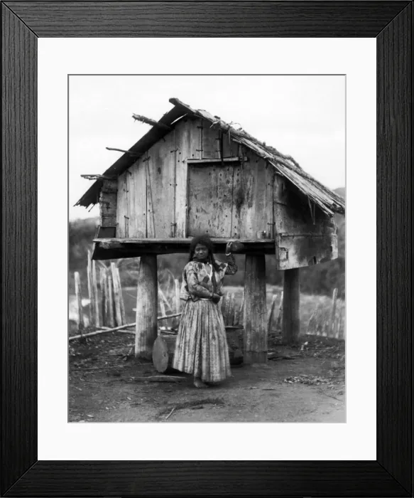 Framed Print : Maori woman, New Zealand Framed Print : Maori woman, New Zealand