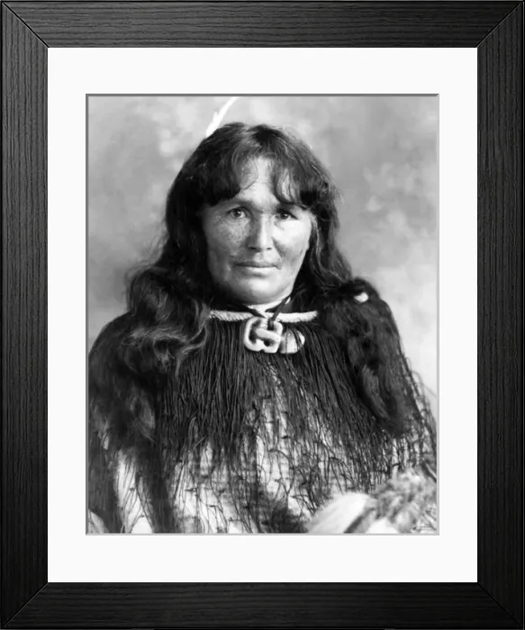 Framed Print : Maori woman, New Zealand Framed Print : Maori woman, New Zealand