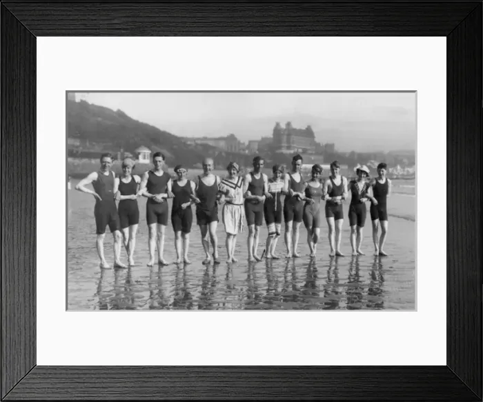Framed Print : H. L. Oakley and friends at Scarborough, July 1914 Framed Print : H. L. Oakley and friends at Scarborough, July 1914