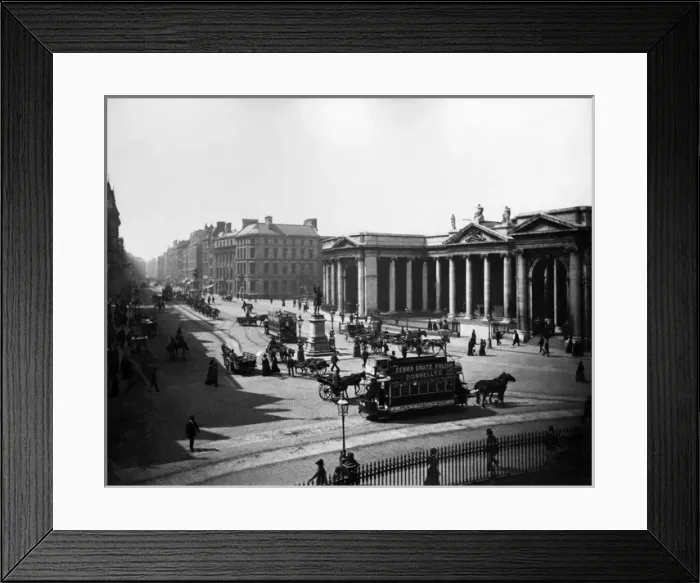 Framed Print : Bank of Ireland, Dublin, Ireland Framed Print : Bank of Ireland, Dublin, Ireland