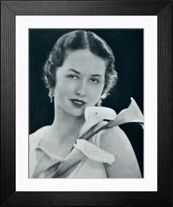 Framed Print : Rosalie Hearfield by Madame Yevonde Framed Print : Rosalie Hearfield by Madame Yevonde
