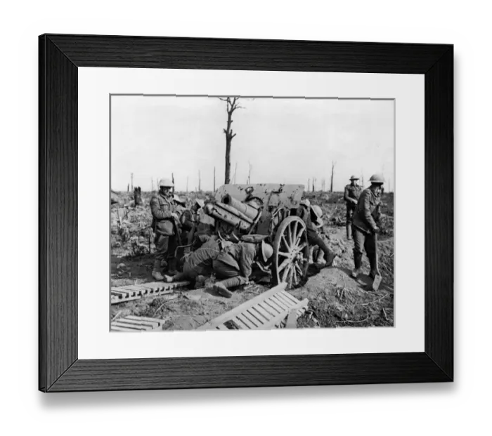 Framed Print : Captured German howitzer on the Somme, WW1 Framed Print : Captured German howitzer on the Somme, WW1