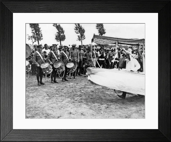 Framed Print : Chinese troops on Western Front in France, WW1 Framed Print : Chinese troops on Western Front in France, WW1