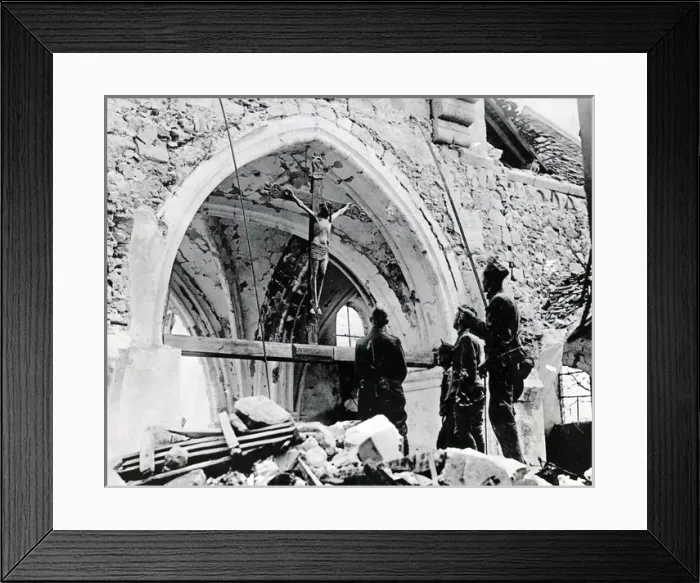 Framed Print : American soldiers in France, WW1 Framed Print : American soldiers in France, WW1