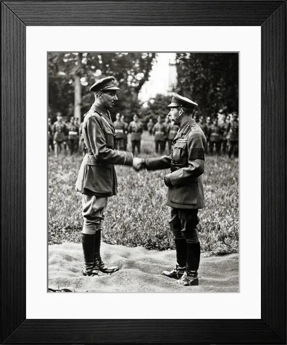 Framed Print : King George V and Lt Knox, Western Front, WW1 Framed Print : King George V and Lt Knox, Western Front, WW1