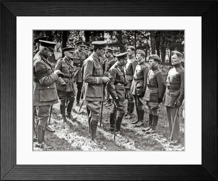 Framed Print : King George V with RAF pilots, Western Front, WW1 Framed Print : King George V with RAF pilots, Western Front, WW1
