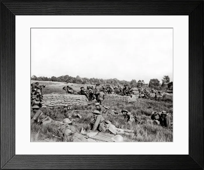 Framed Print : British troops on training exercise, Western Front, WW1 Framed Print : British troops on training exercise, Western Front, WW1