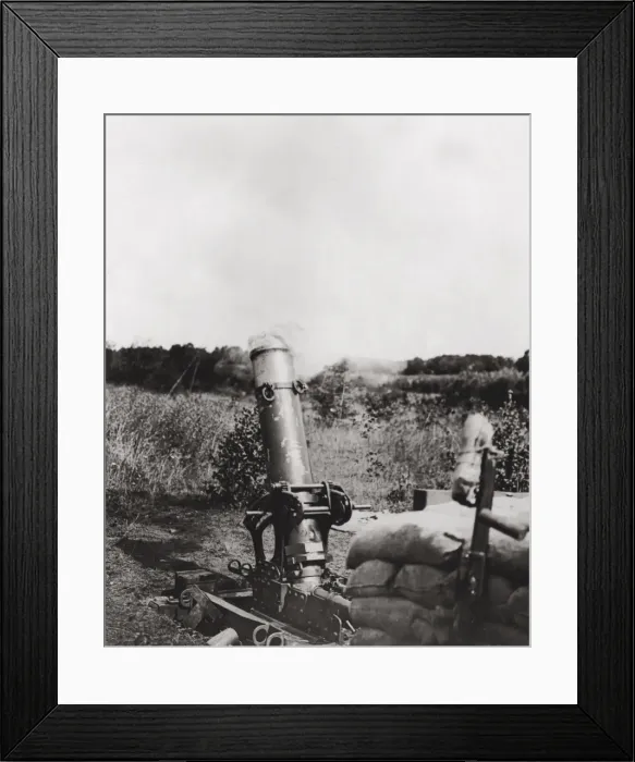 Framed Print : British heavy trench mortar, Western Front, WW1 Framed Print : British heavy trench mortar, Western Front, WW1
