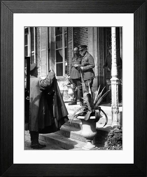 Framed Print : Haig and Rawlinson, Western Front, WW1 Framed Print : Haig and Rawlinson, Western Front, WW1