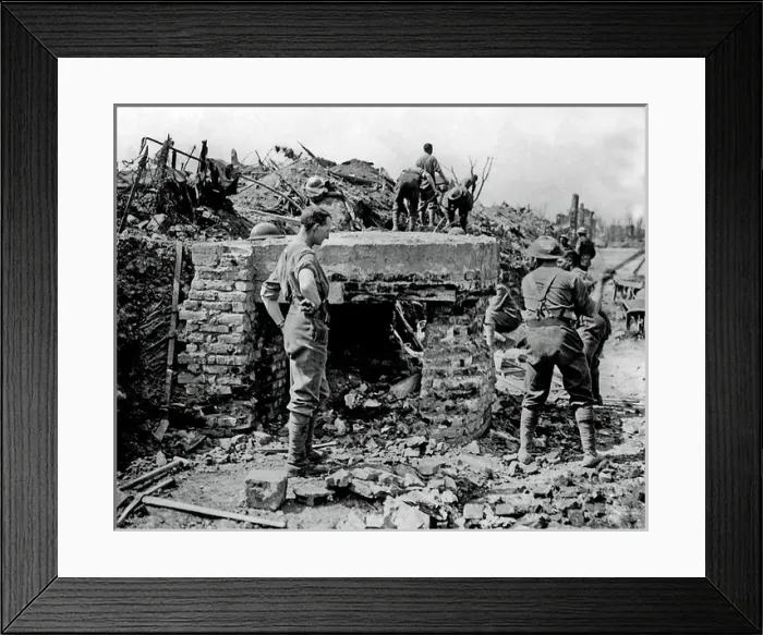 Framed Print : British soldiers breaking down German strong point, WW1 Framed Print : British soldiers breaking down German strong point, WW1
