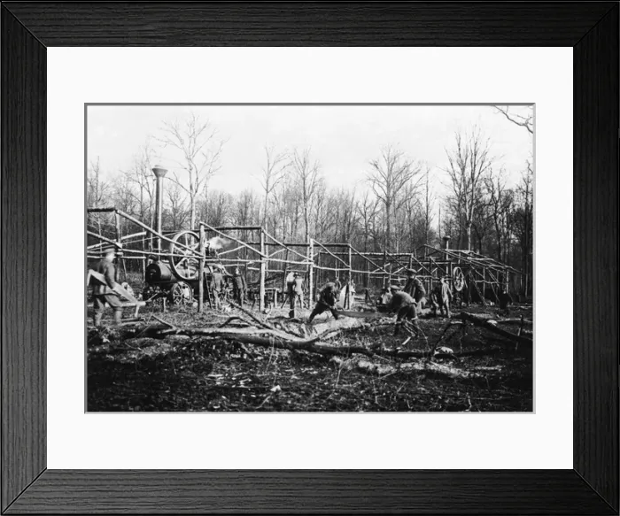 Framed Print : Building a sawmill, Western Front, WW1 Framed Print : Building a sawmill, Western Front, WW1
