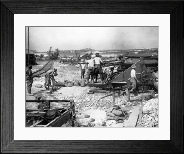 Framed Print : Royal Australian Heavy Battery, Western Front, WW1 Framed Print : Royal Australian Heavy Battery, Western Front, WW1