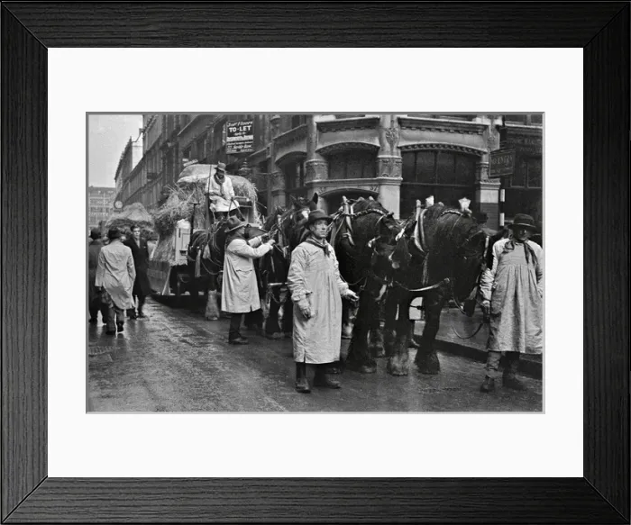 Framed Print : Countrymen in a London street Framed Print : Countrymen in a London street