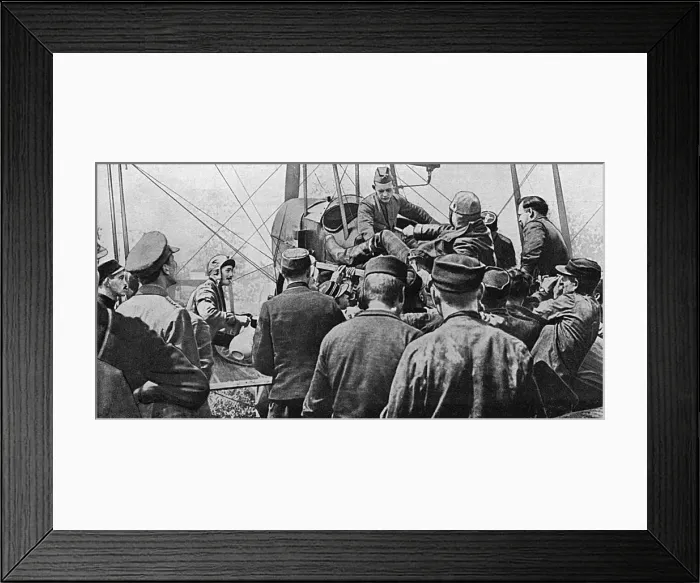 Framed Print : Captain Liddell V. C. WW1 Framed Print : Captain Liddell V. C. WW1