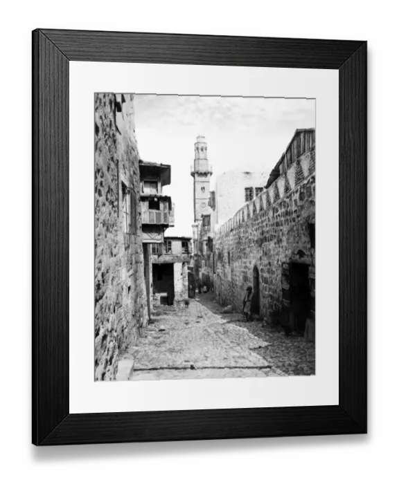 Framed Print : Via Dolorosa, Jerusalem Framed Print : Via Dolorosa, Jerusalem
