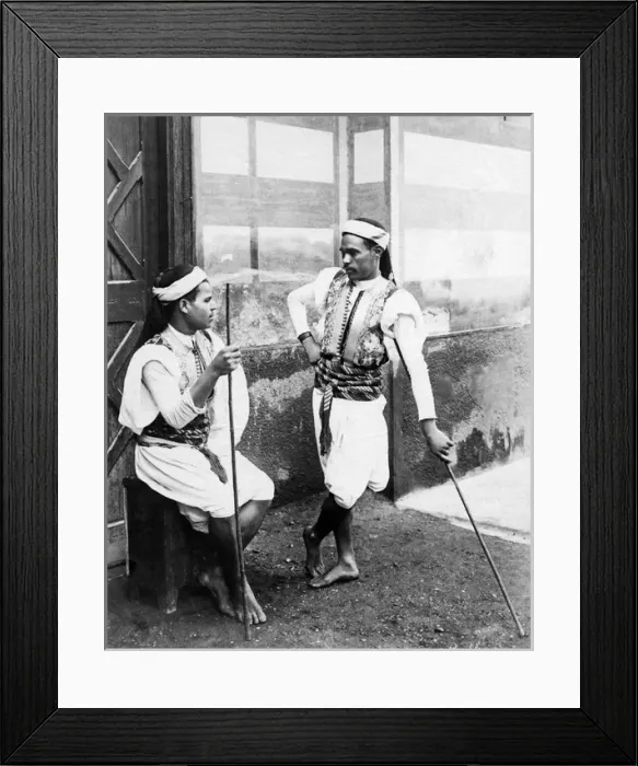 Framed Print : Sais Courant footmen, Egypt Framed Print : Sais Courant footmen, Egypt