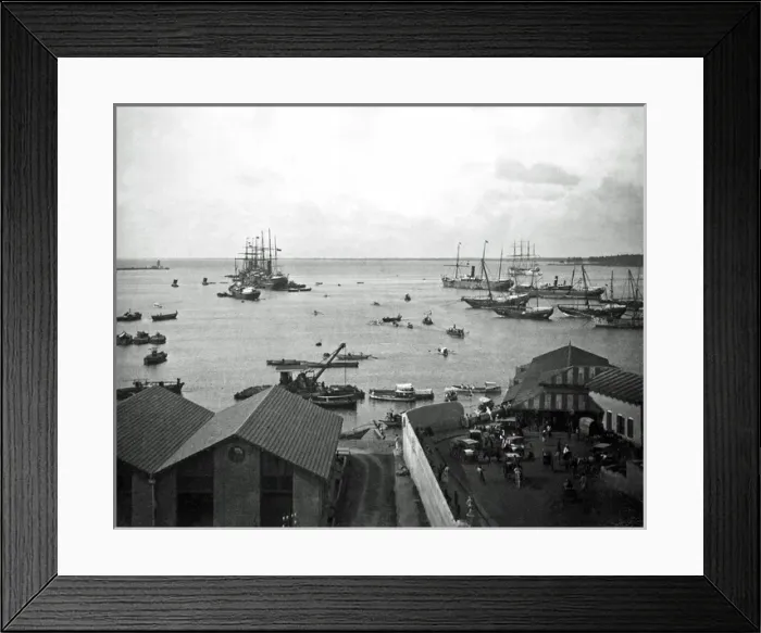 Framed Print : Harbour scene, India Framed Print : Harbour scene, India