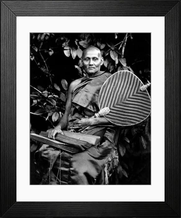 Framed Print : Buddhist priest, Ceylon (Sri Lanka) Framed Print : Buddhist priest, Ceylon (Sri Lanka)