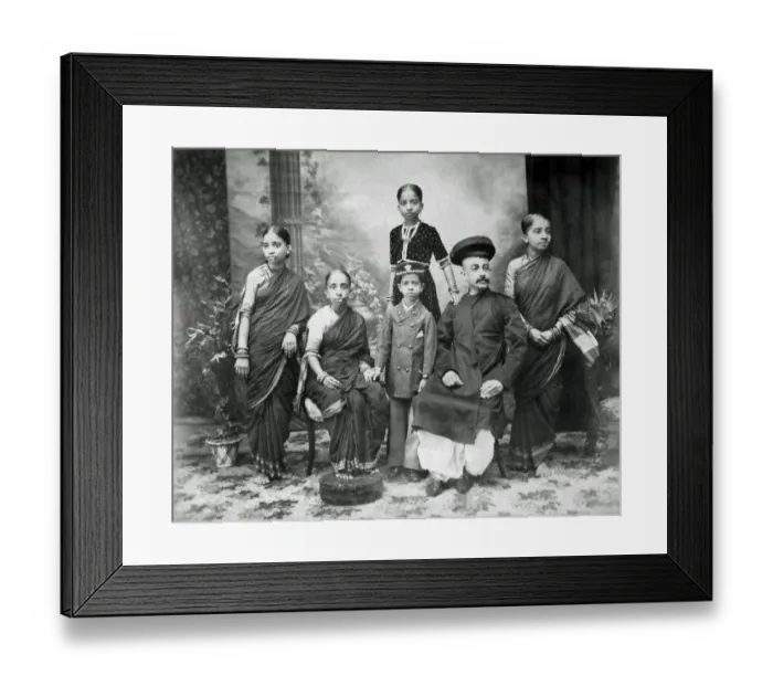 Framed Print : Brahmins of the Prabhu caste, Bombay (Mumbai), India