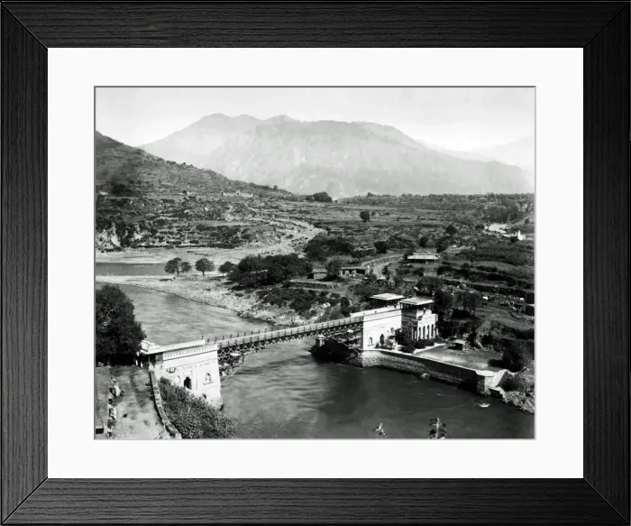 Framed Print : Bridge over River Jhelum, India Framed Print : Bridge over River Jhelum, India