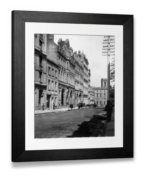 Framed Print : O Connell Street, Sydney, Australia Framed Print : O Connell Street, Sydney, Australia