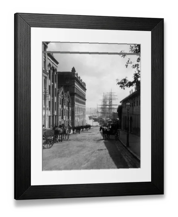 Framed Print : Phillip Street and Harbour, Sydney, Australia Framed Print : Phillip Street and Harbour, Sydney, Australia