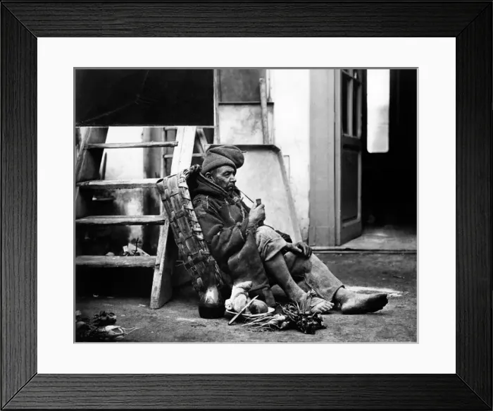 Framed Print : Fisherman, Naples, Italy Framed Print : Fisherman, Naples, Italy