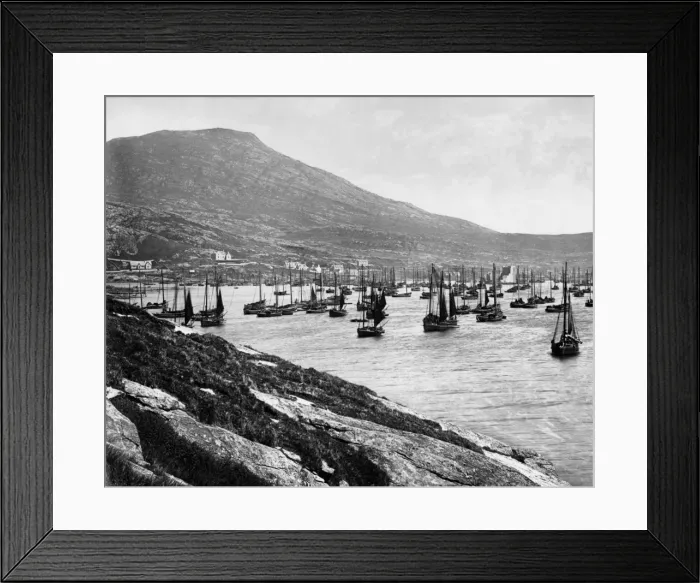Framed Print : Fishing boats in Castle Bay, Barra, Scotland