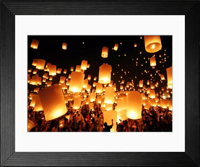 Framed Print : Sky Lanterns at Yi Peng, Loy Krathong Ceremony, Chiang Mai Framed Print : Sky Lanterns at Yi Peng, Loy Krathong Ceremony, Chiang Mai